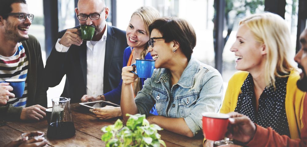 اجتماعی بودن هم یک مهارت است: ۴ راهکار برای پیشرفت در روابط اجتماعی
